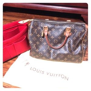 Louis Vuitton Speedy 30